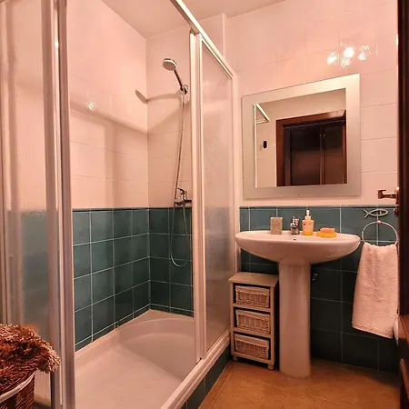 Bajo Con Terraza Espectacular Al Lado De La Playa Y Con Acceso Directo A La Piscina! 公寓 Los Amarguillos